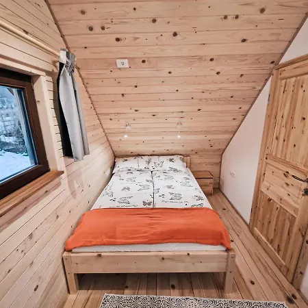 Hisa Zimazakon Bloke *