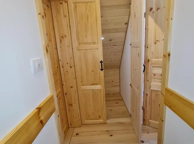 Hisa Zimazakon Bloke Nova Vas (Bloke)