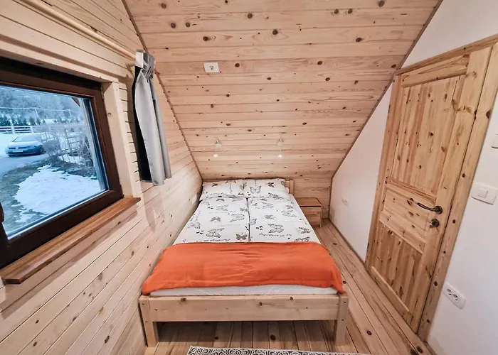 Hisa Zimazakon Bloke *